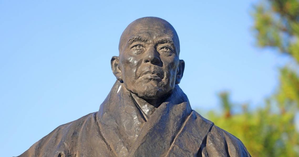 Statue von Taira no Kiyomori in Hiroshima.
