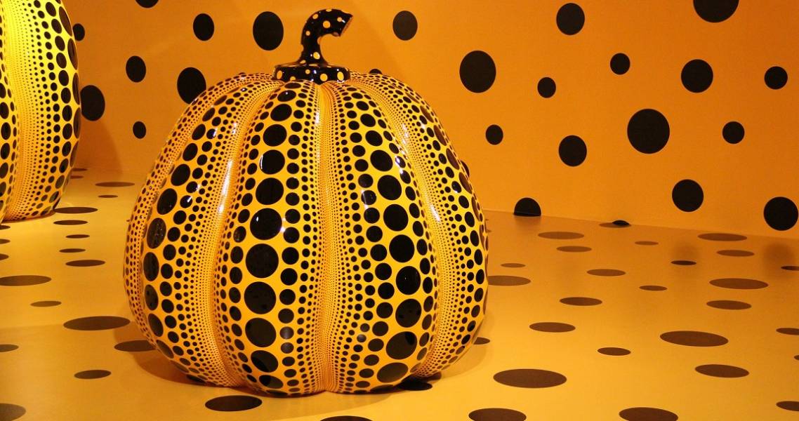 Kusama Yayoi Kürbis