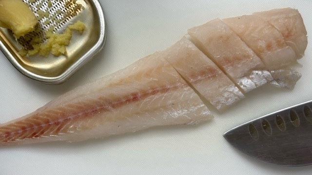 Weißfisch, in Streifen geschnitten