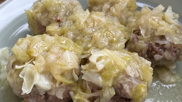 Hackfleischbällchen im Kohlmantel | JAPANDIGEST