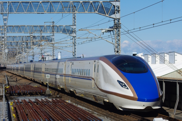 Hokuriku-Shinkansen.