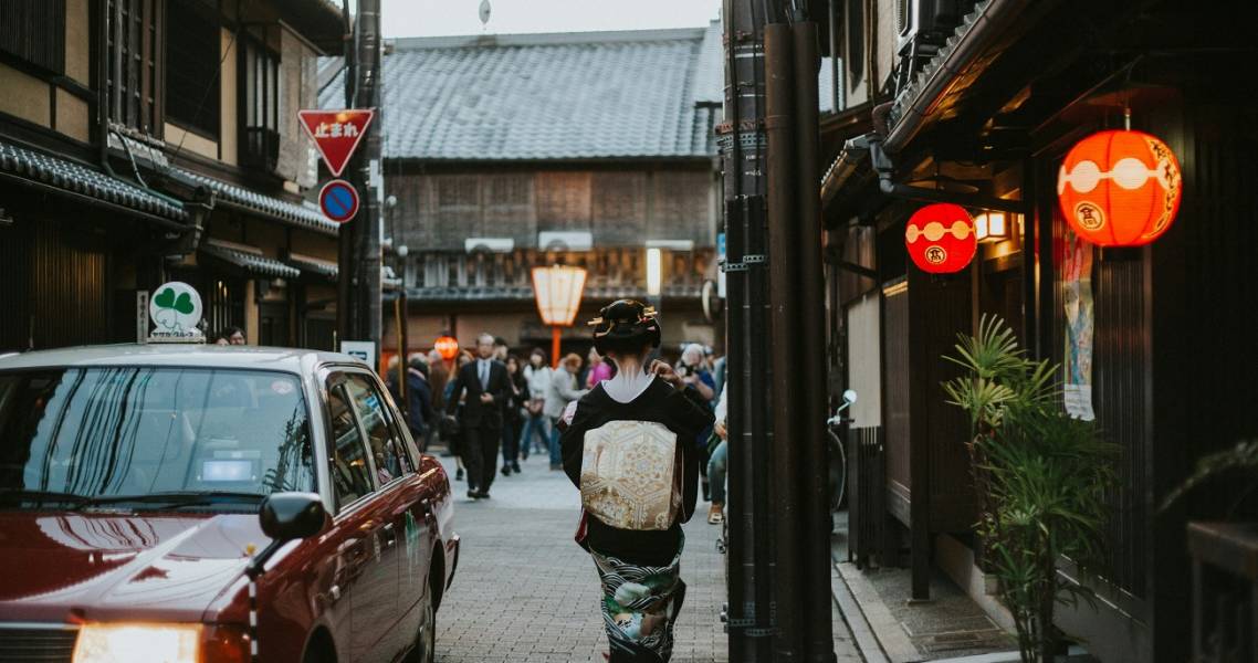 Geisha in Gion, Kyoto